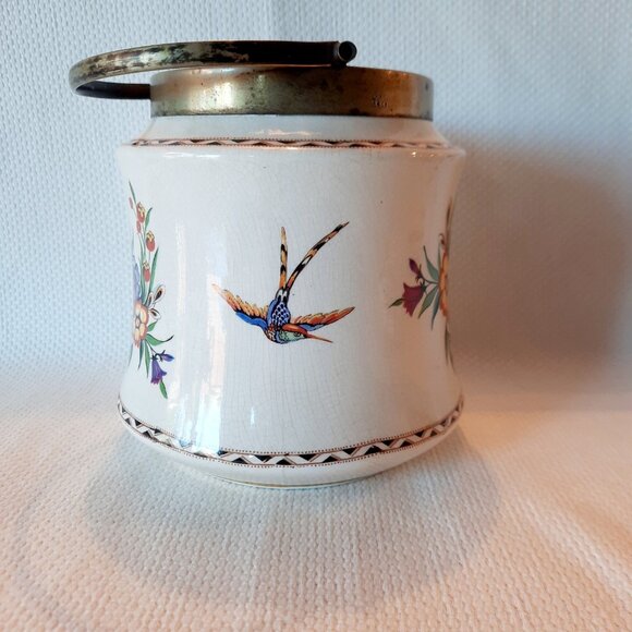 Palissy England Biscuit Jar, Floral Pattern with Hummingbird - Picture 4 of 9